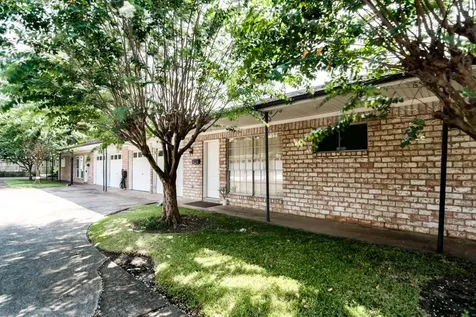 5629 Winsome Lane Houston TX 77057