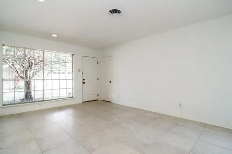 5629 Winsome Lane Houston TX 77057