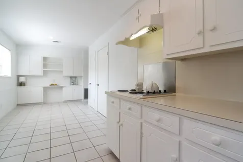5629 Winsome Lane Houston TX 77057