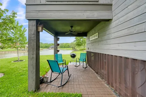 10 Wild Iris Court Huntsville TX 77340