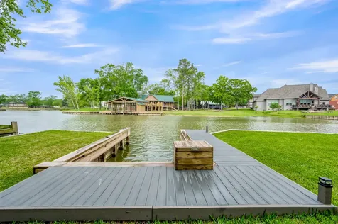 10 Wild Iris Court Huntsville TX 77340