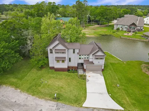 10 Wild Iris Court Huntsville TX 77340