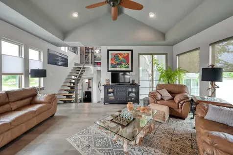 10 Wild Iris Court Huntsville TX 77340
