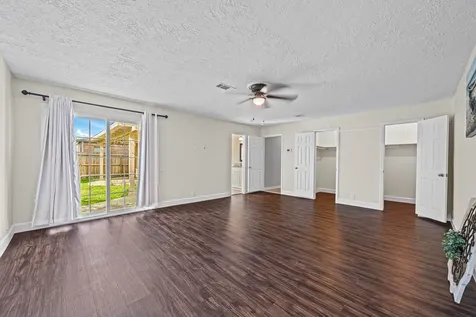 2210 Gray Falls Drive Houston TX 77077