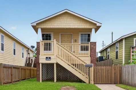 5507 Avenue K Galveston TX 77551