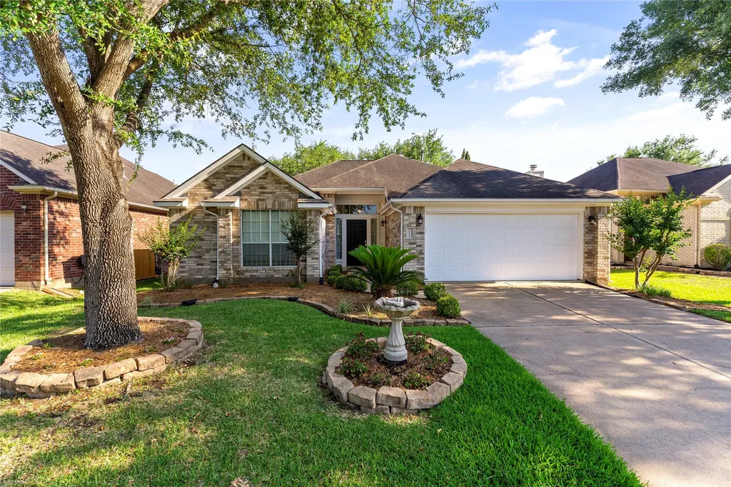 3135 Stratford Bend Drive Sugar Land TX 77498