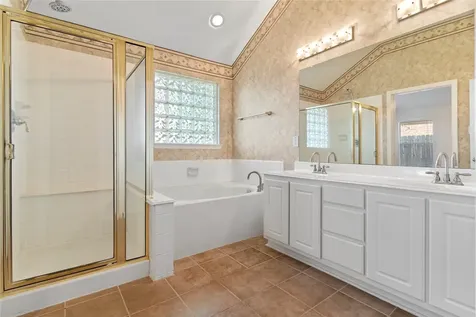 3135 Stratford Bend Drive Sugar Land TX 77498