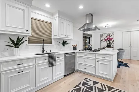 10911 Riverview Drive Houston TX 77042