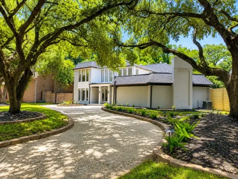 10911 Riverview Drive Houston TX 77042