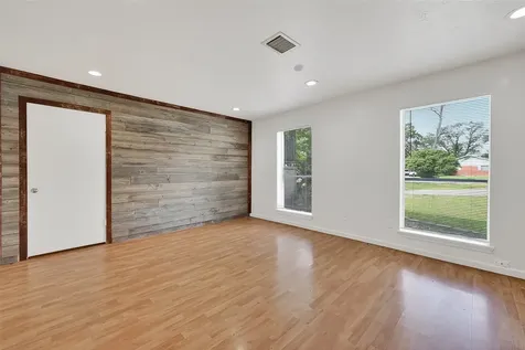 16219 Amcreek Road Houston TX 77068