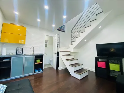 1964 Norfolk Street Houston TX 77098