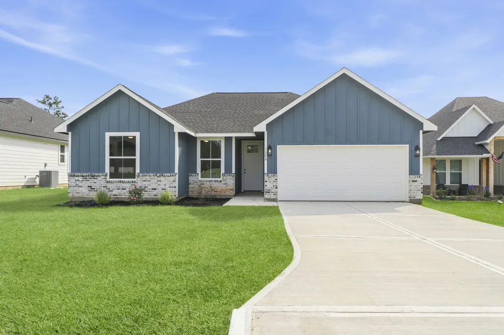 1208 Ada Street New Waverly TX 77358