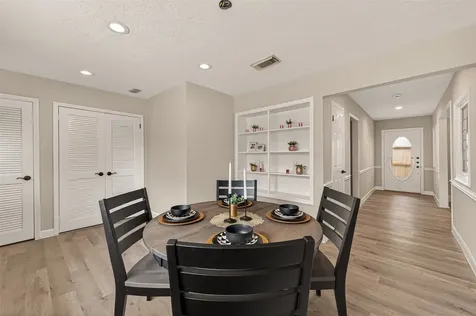 2814 Shadowdale Drive Houston TX 77043