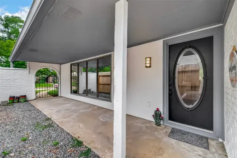 2814 Shadowdale Drive Houston TX 77043