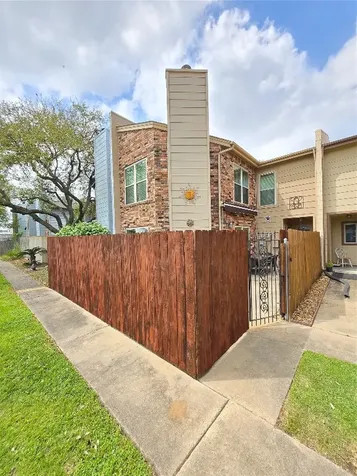 1730 Avenue C F El Campo TX 77437