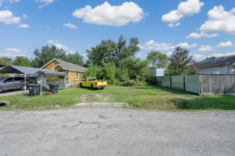 7223 Tilgham Street Houston TX 77020
