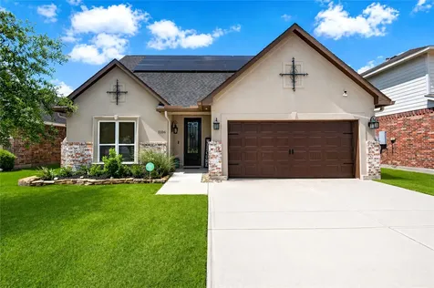 1106 Lasso Court Alvin TX 77511