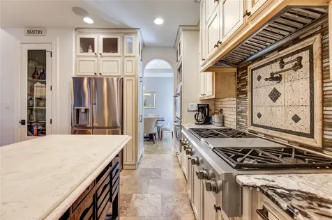 1106 Lasso Court Alvin TX 77511