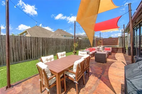 1106 Lasso Court Alvin TX 77511