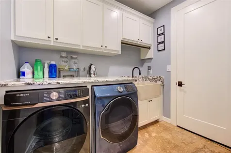 1106 Lasso Court Alvin TX 77511