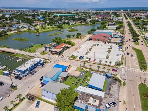 631 E Shore Drive Clear Lake Shores TX 77565