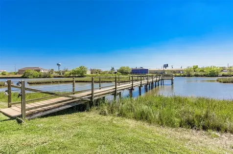 631 E Shore Drive Clear Lake Shores TX 77565