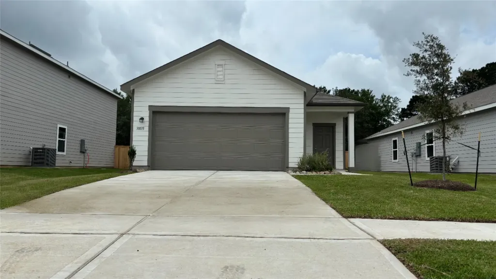 31035 Gayle Prairie Oaks Street Waller TX 77484