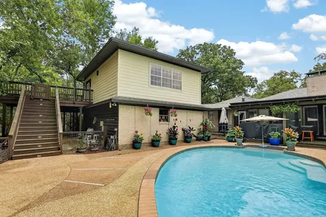 1022 Rose Circle College Station TX 77840