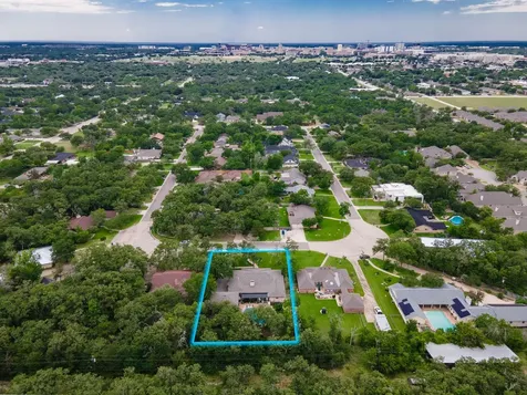 1022 Rose Circle College Station TX 77840
