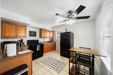 3330 Avenue O 1/2 Galveston TX 77550