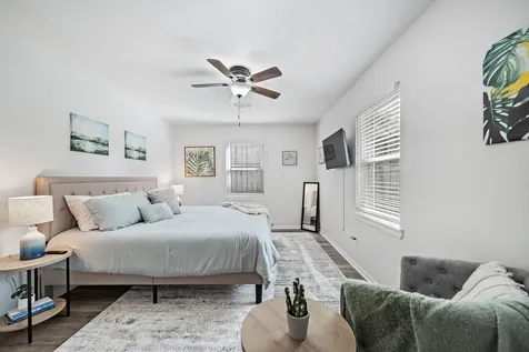 3330 Avenue O 1/2 Galveston TX 77550