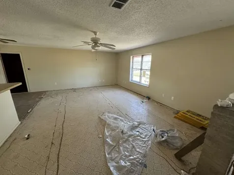 5996 Yucca Trail Beeville TX 78102