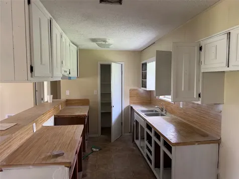 5996 Yucca Trail Beeville TX 78102