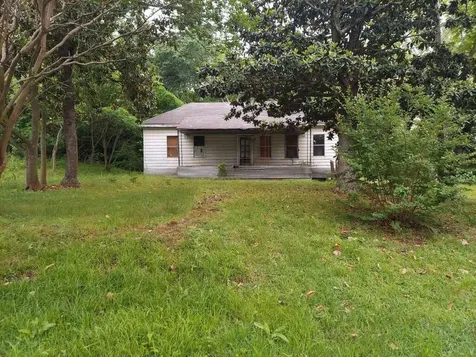 1407 Madam Queen Street Marshall TX 75670
