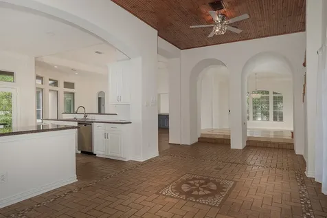 11 Lansdowne The Woodlands TX 77382