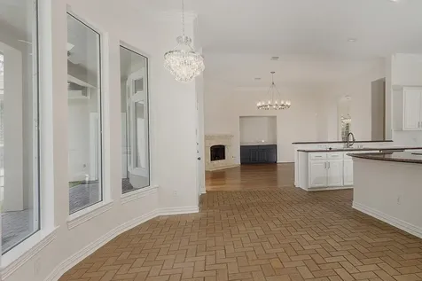 11 Lansdowne The Woodlands TX 77382