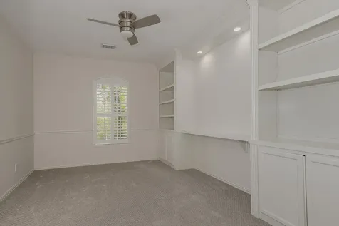 11 Lansdowne The Woodlands TX 77382