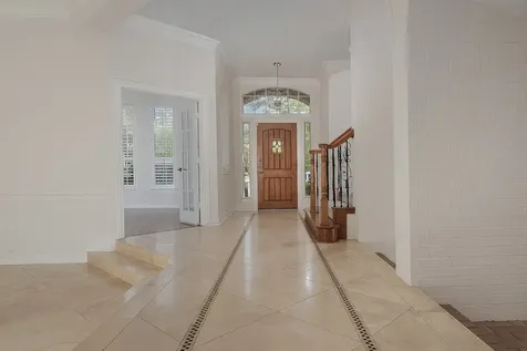 11 Lansdowne The Woodlands TX 77382