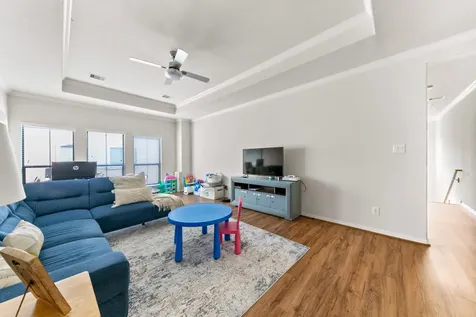 2922 Royal Oaks Crest Houston TX 77082