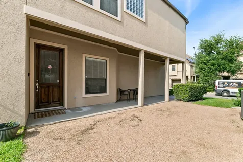 2922 Royal Oaks Crest Houston TX 77082