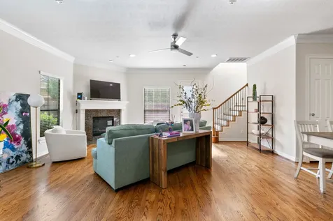 2922 Royal Oaks Crest Houston TX 77082
