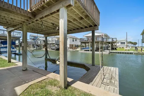 16506 Tampico Way Galveston TX 77554