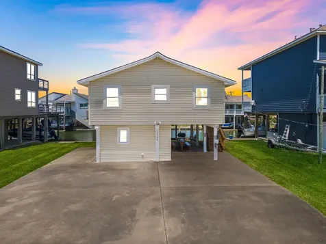16506 Tampico Way Galveston TX 77554