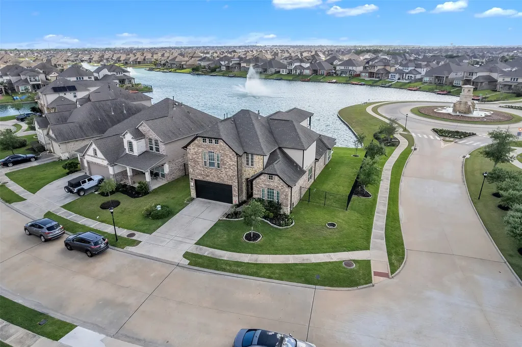 3919 Cantone Grotto Court Katy TX 77493