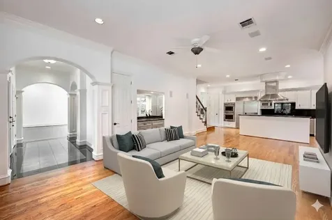 1221 Wynden Court Houston TX 77056
