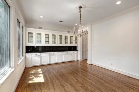 1221 Wynden Court Houston TX 77056