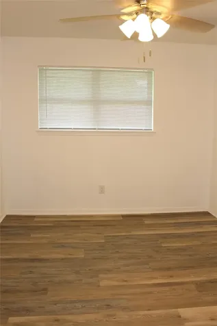 1802 Sleepy Creek Way Pearland TX 77581