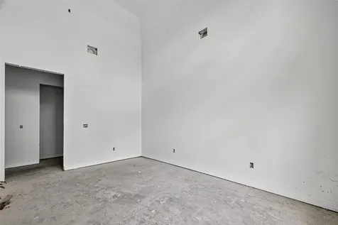 1013 Battlebell Road Highlands TX 77562