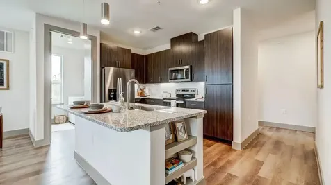 3400 Firewheel Parkway 03-302 Garland TX 75040