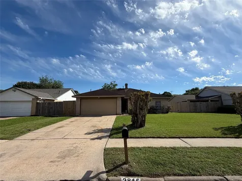 2815 Fir Crest Court Stafford TX 77477